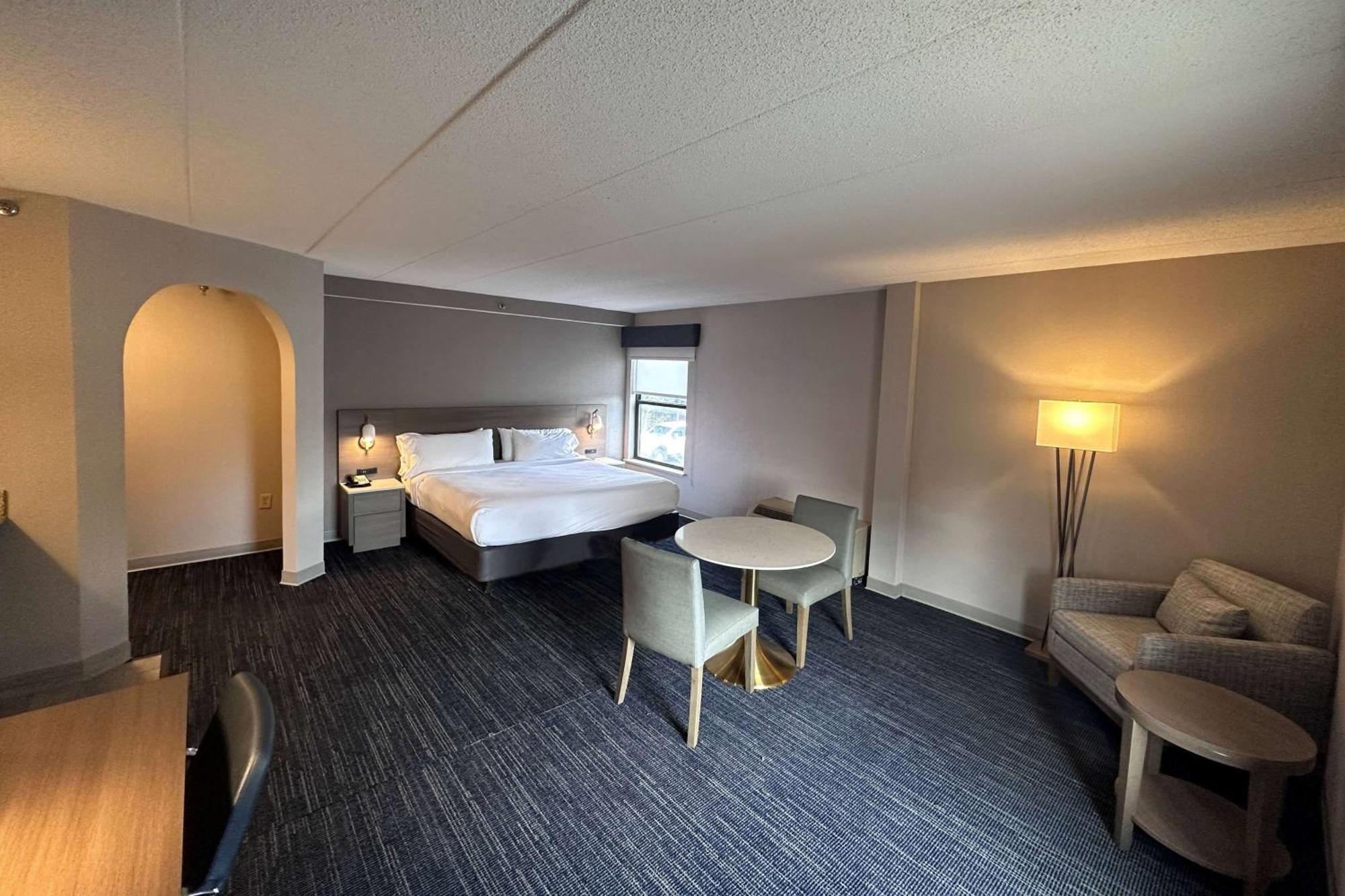 Wingate By Wyndham Waynesboro Hotel Exterior photo